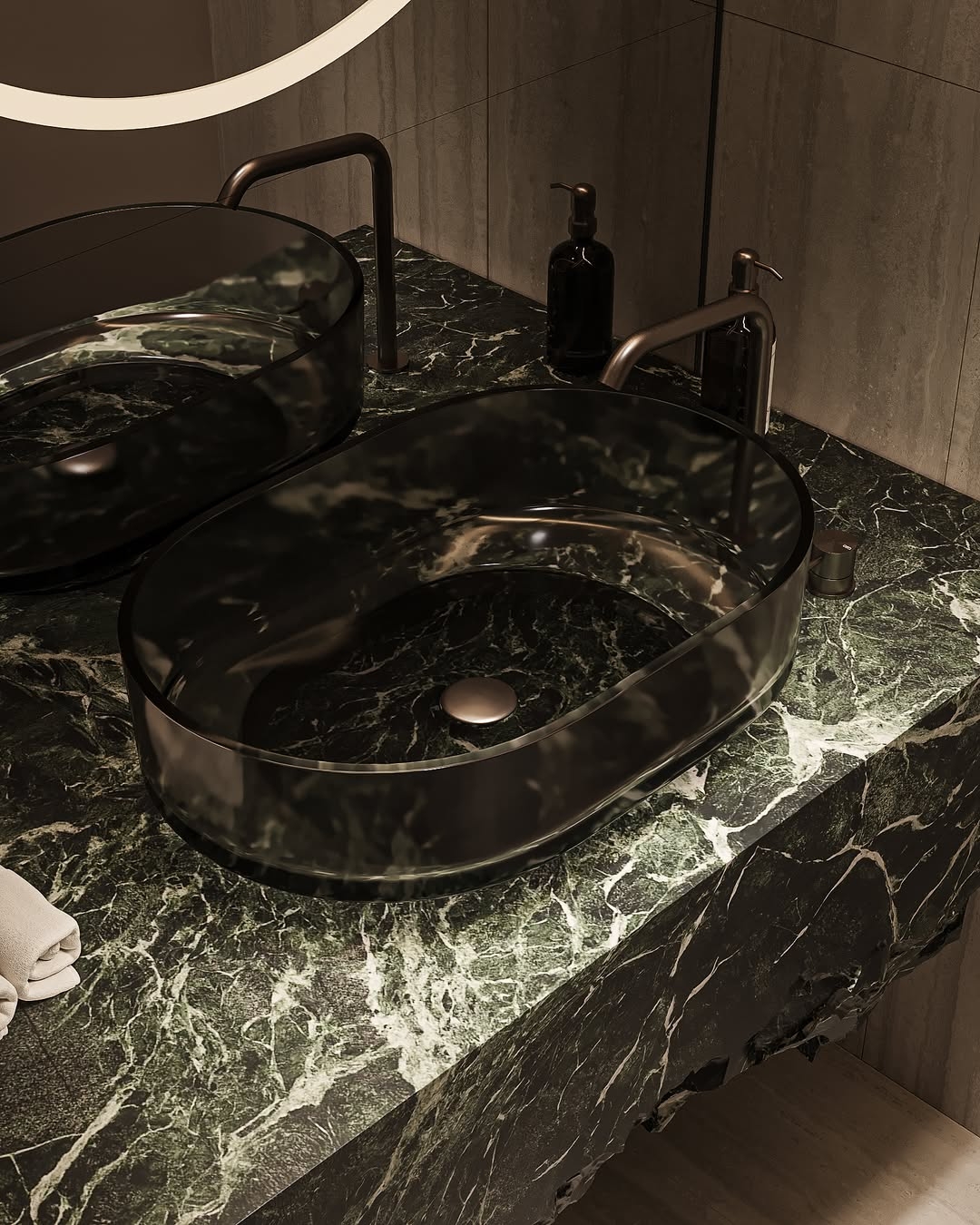 Modern luxury bathroo.