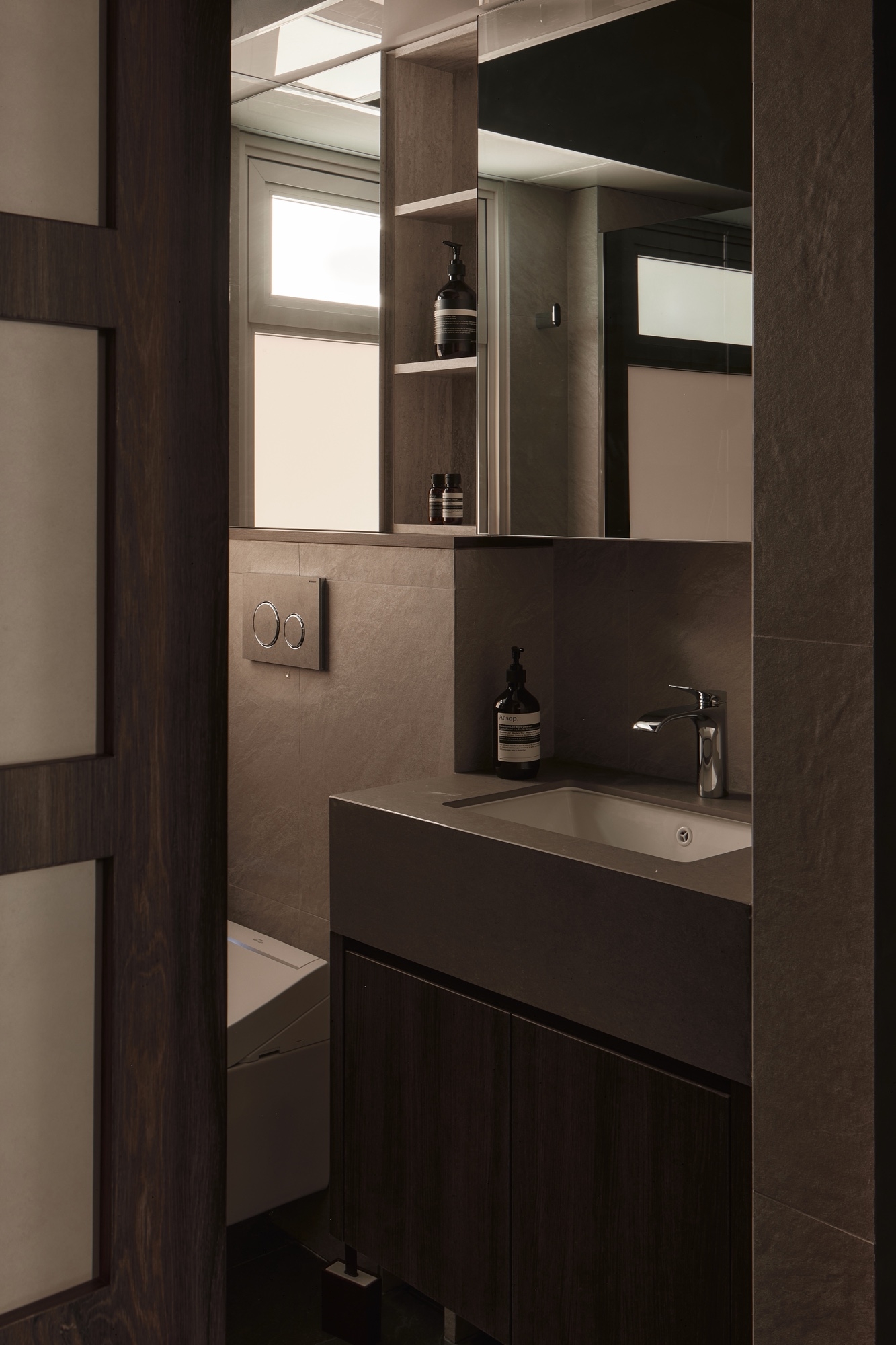 the-BTO-Toilet-from-your-dreams-🤣