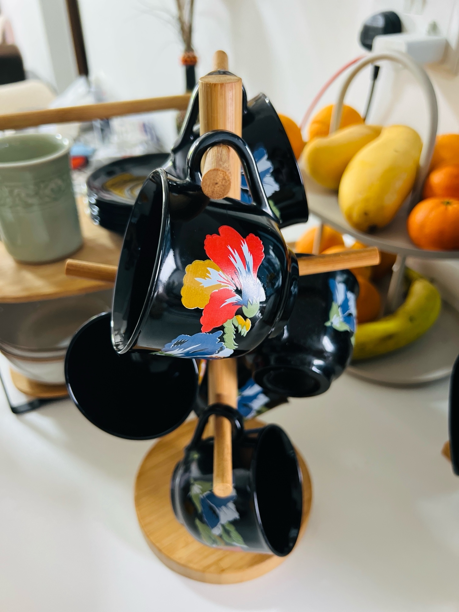 Check this classy floral black cup & saucer set