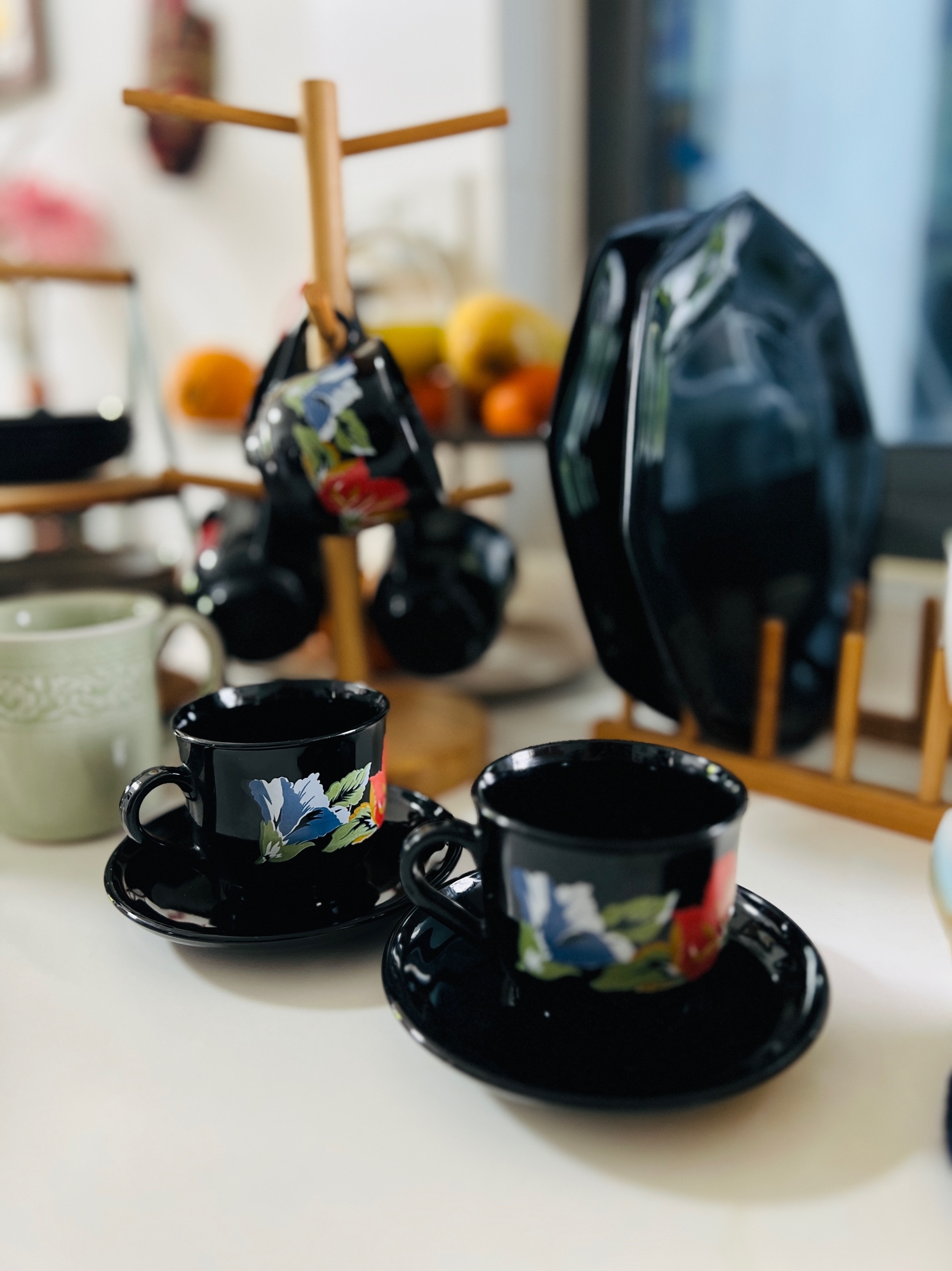 Check this classy floral black cup & saucer set