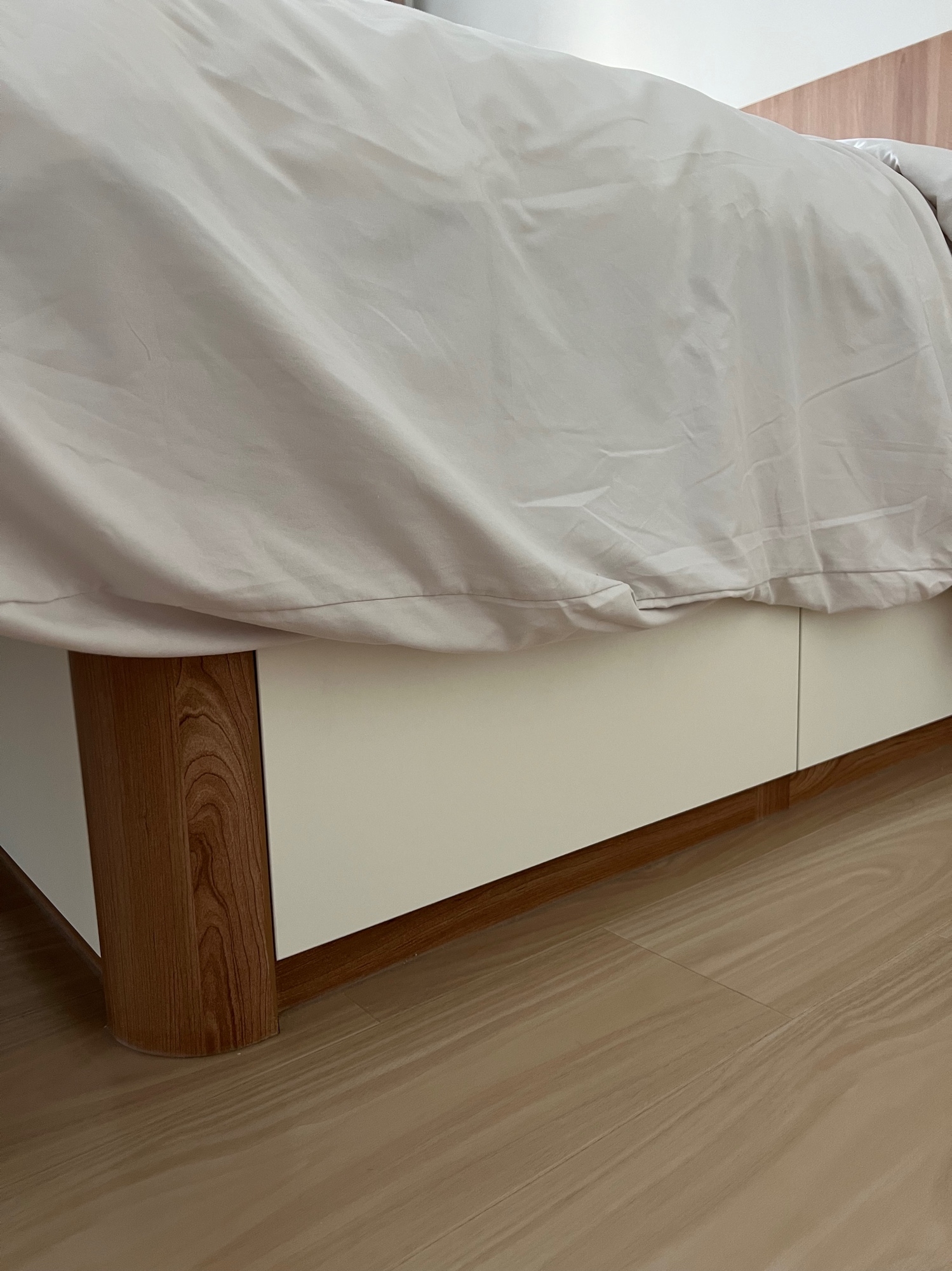 ways to reduce household chores in the bedroom!