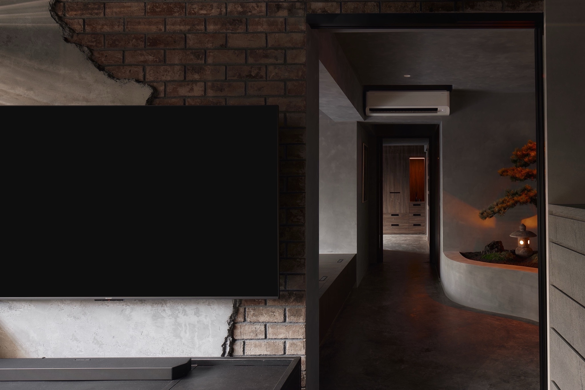 Industrial Japanese BTO House Tour with Bathtub and Elevator table ✨😍