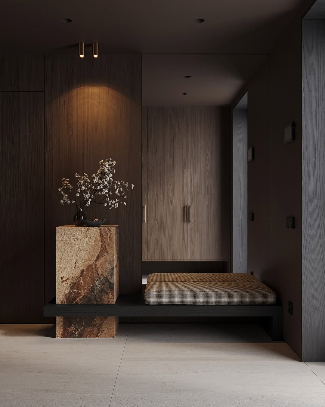 Stylish,-sophisticated-carpentry-for-entryway