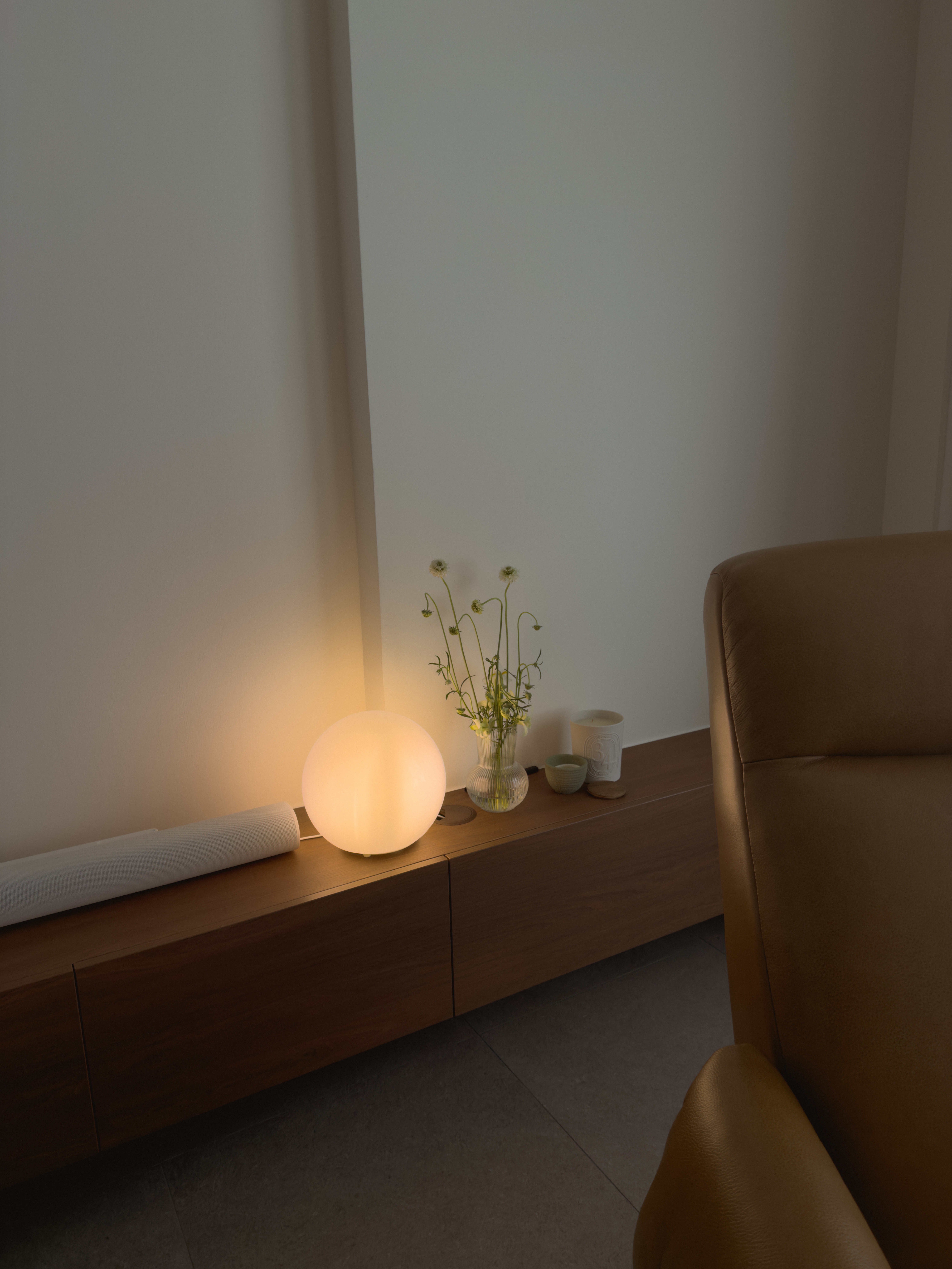 Introduction: A Moody Modern Flat near the Park