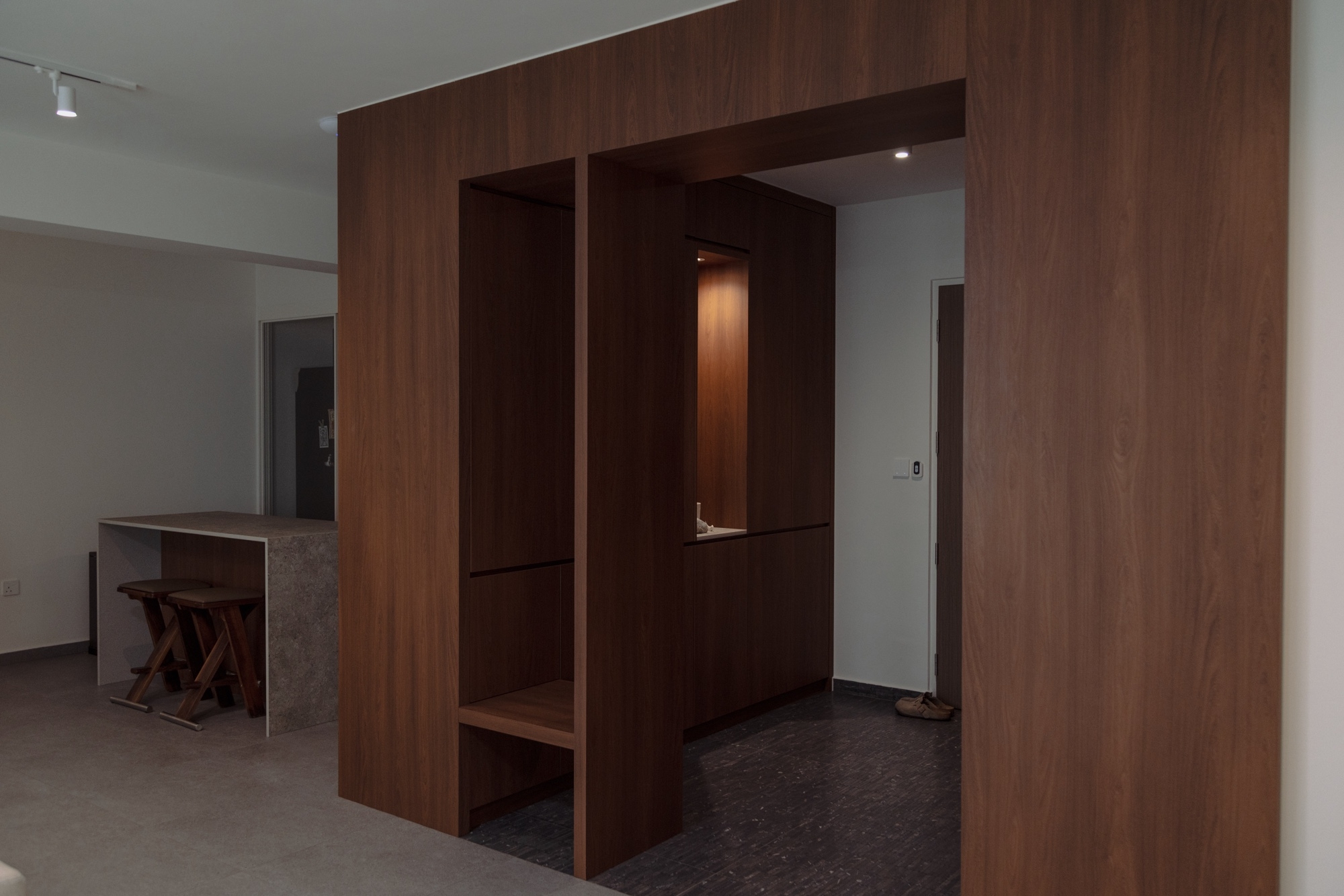 Kingfisher-House:-the-Foyer-Edit-