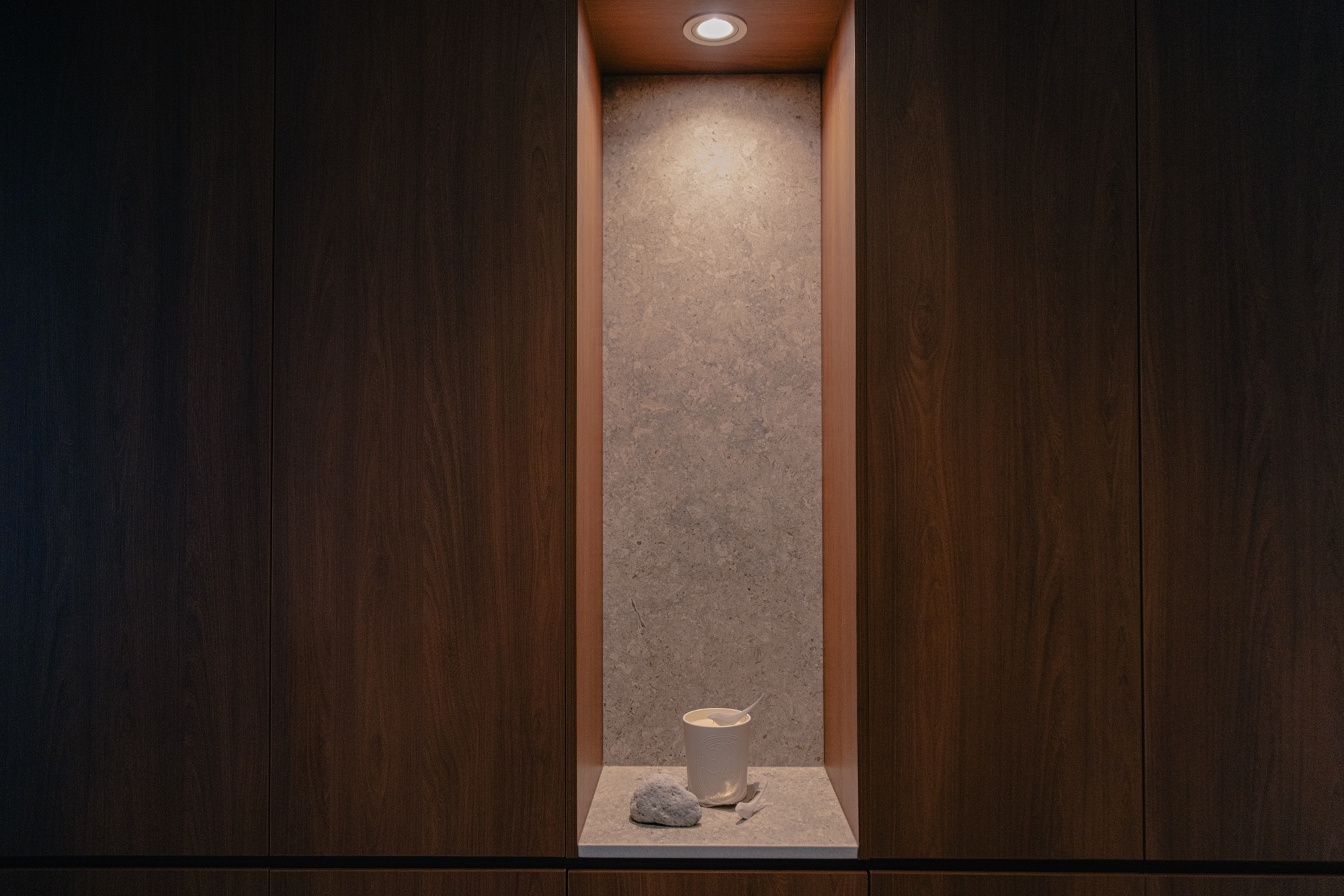 Kingfisher House: the Foyer Edit