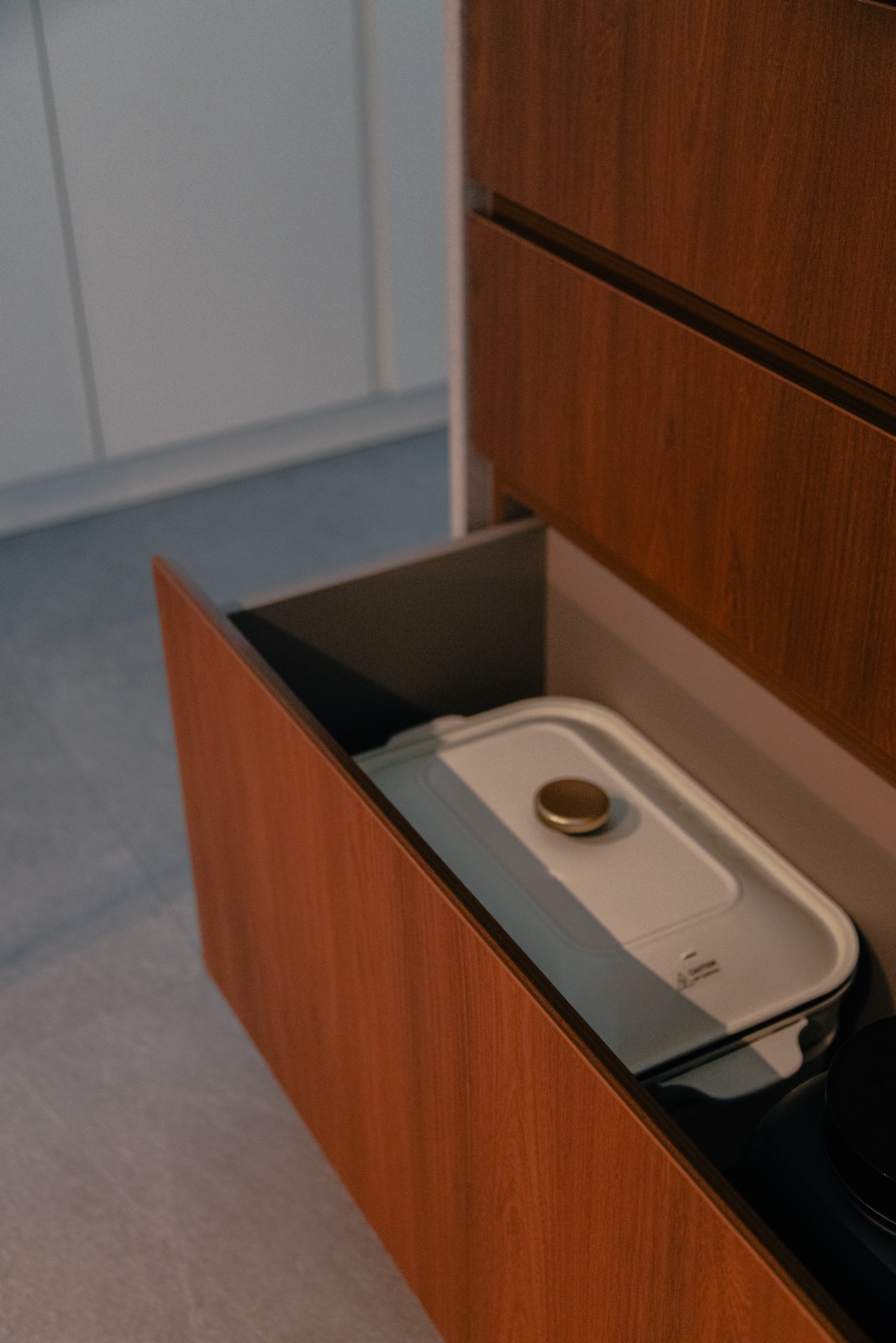 Kingfisher House: how we manage Kitchen Storage