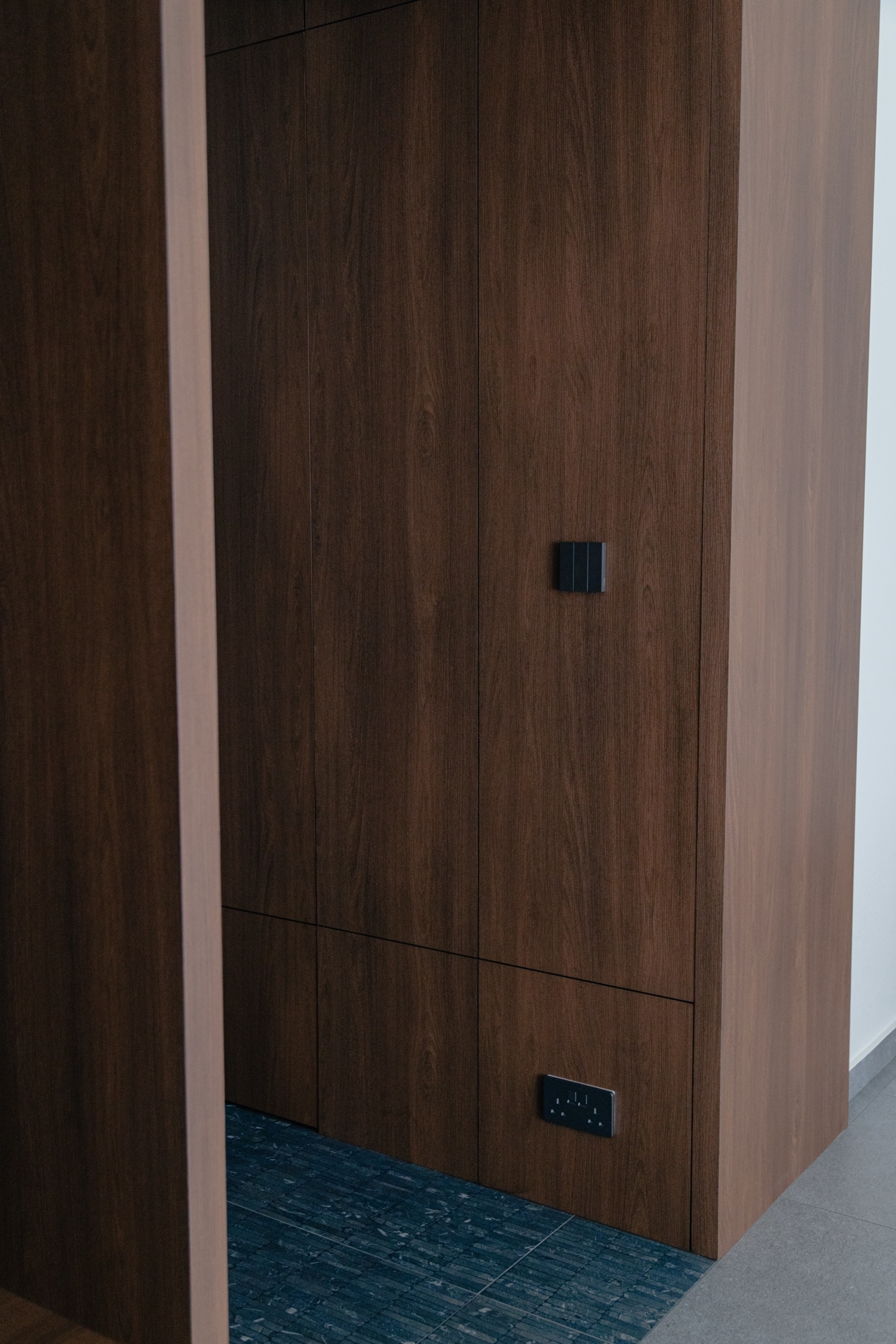 Kingfisher House: how we hide away our switches! Part 2