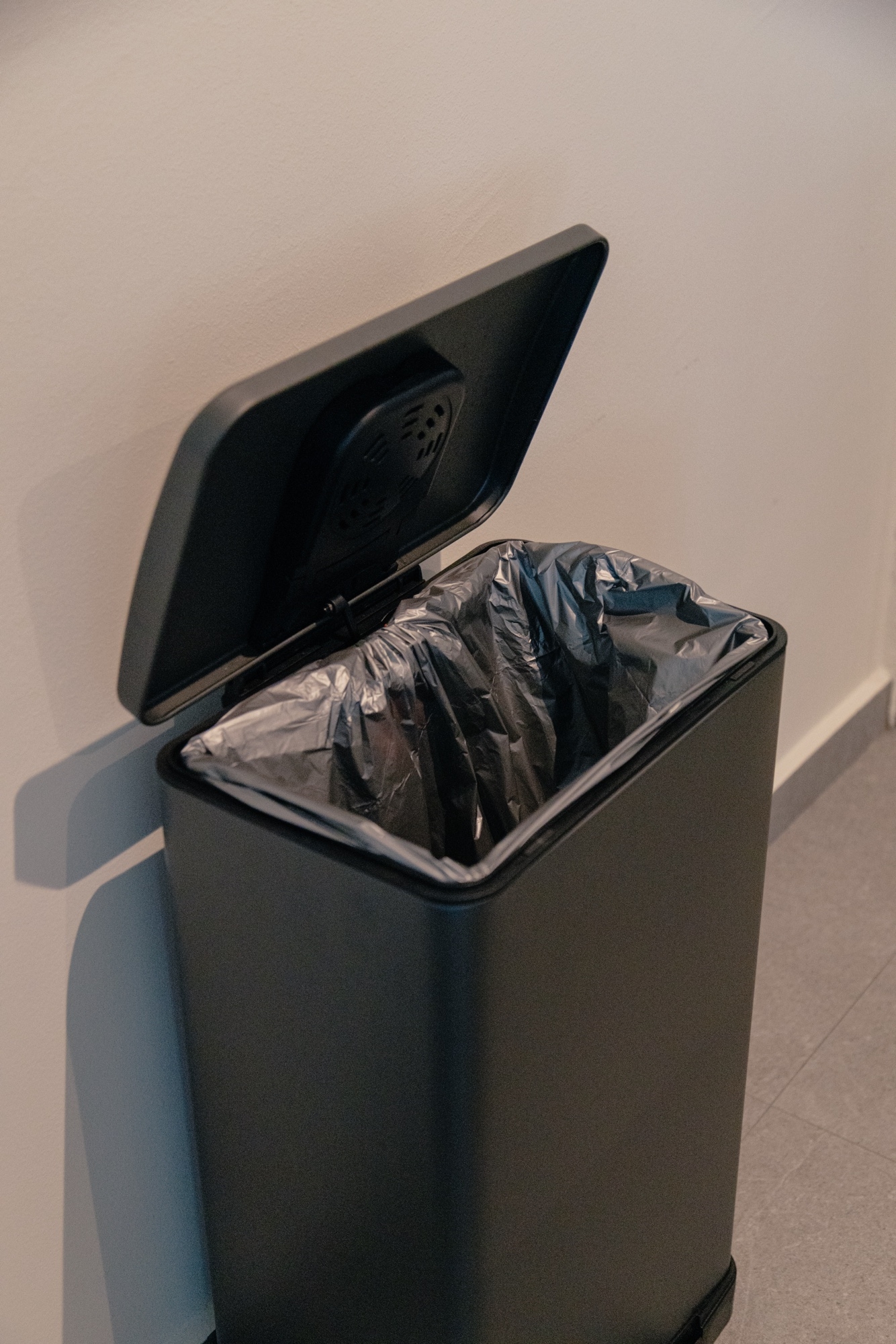 Kingfisher House: let’s talk trash!