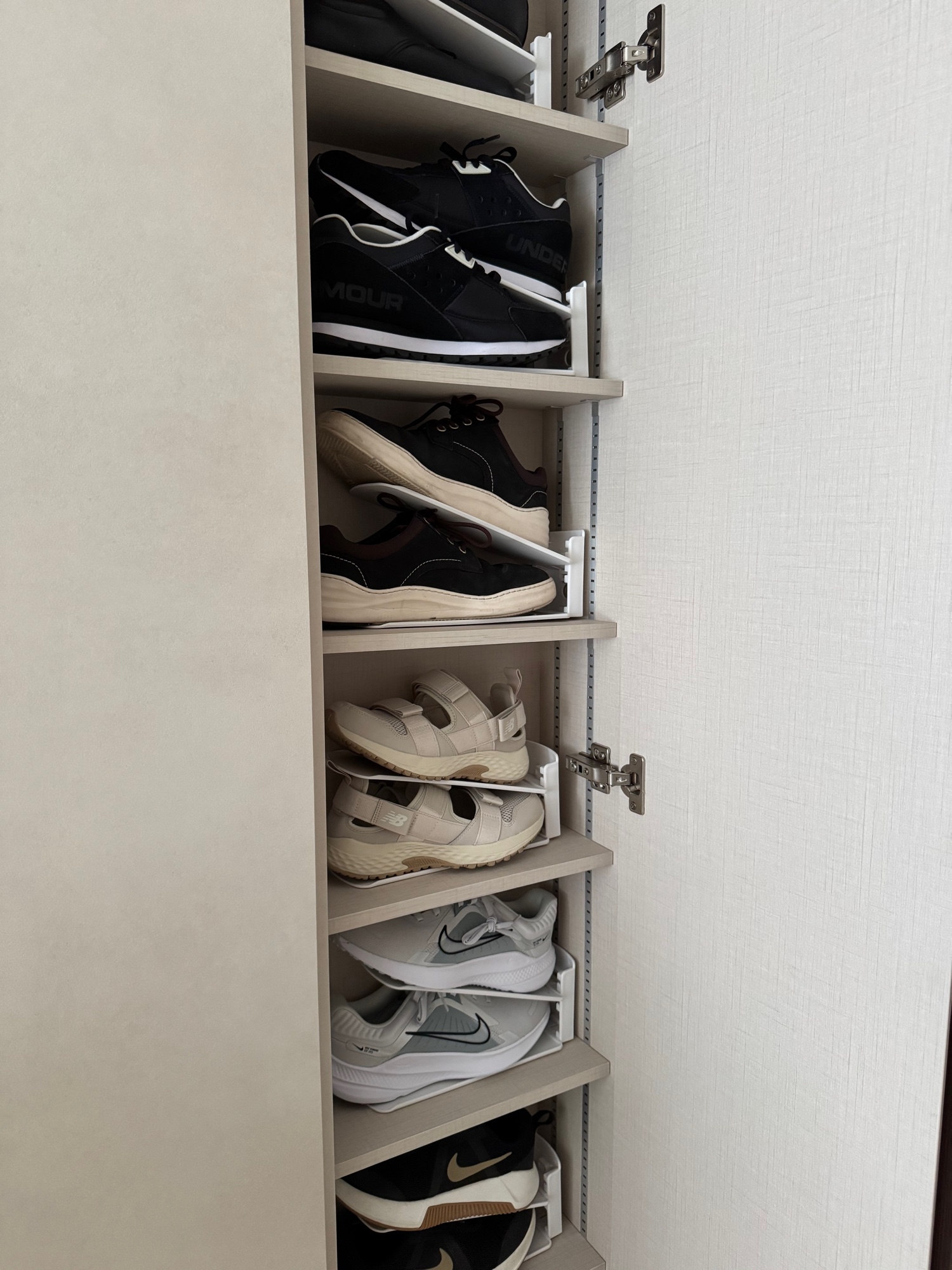 Entryway design and storage ideas!