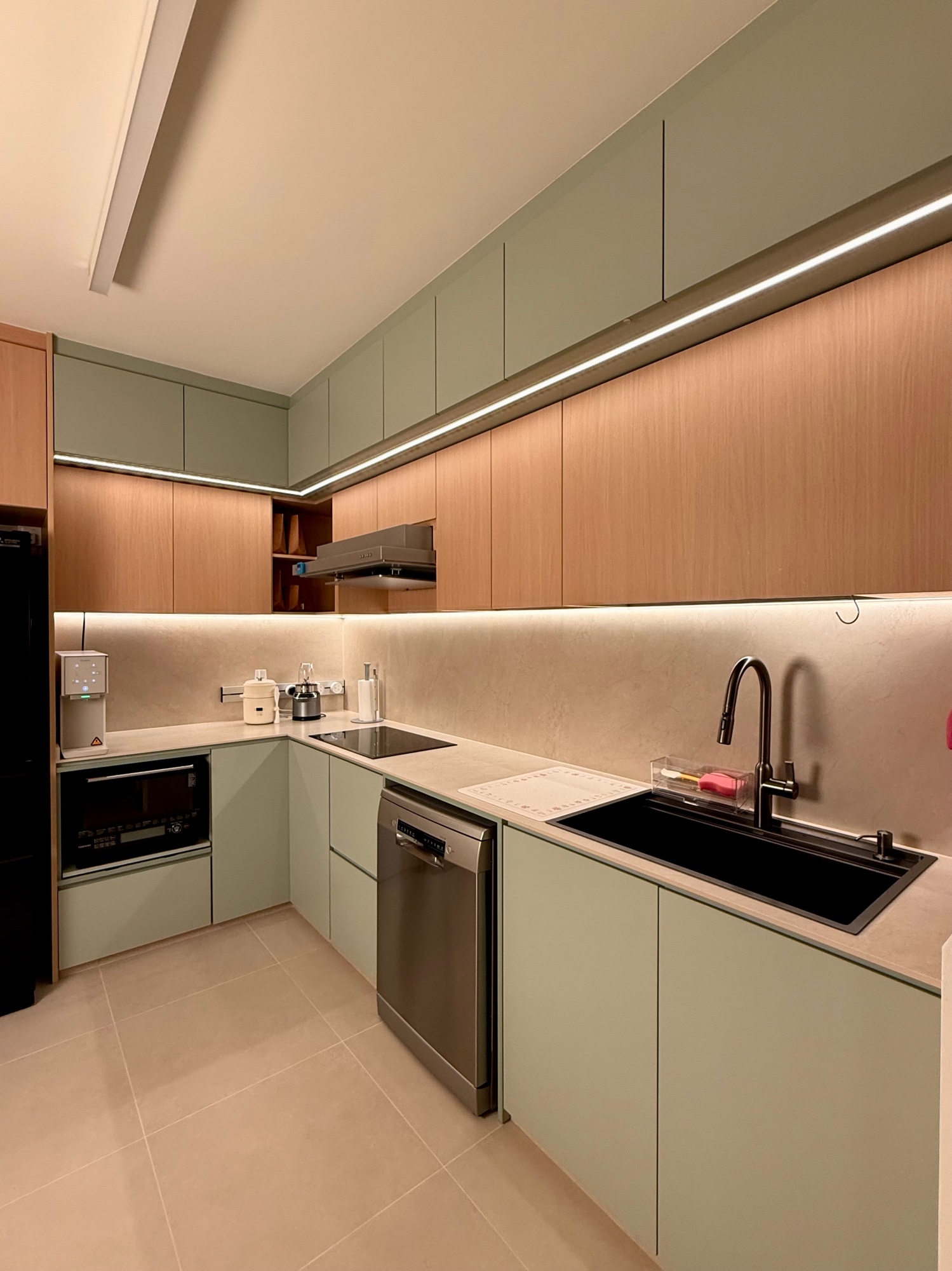 Customer home photo 5: Let’s Talk about Kitchen Storage Organisation Tips! 🤗