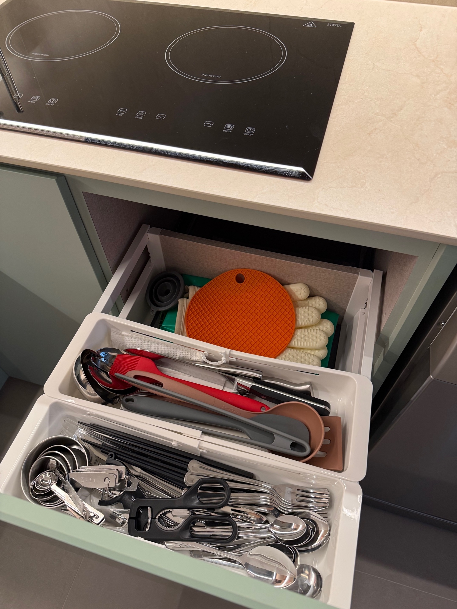 Let’s Talk about Kitchen Storage Organisation Tips! 🤗
