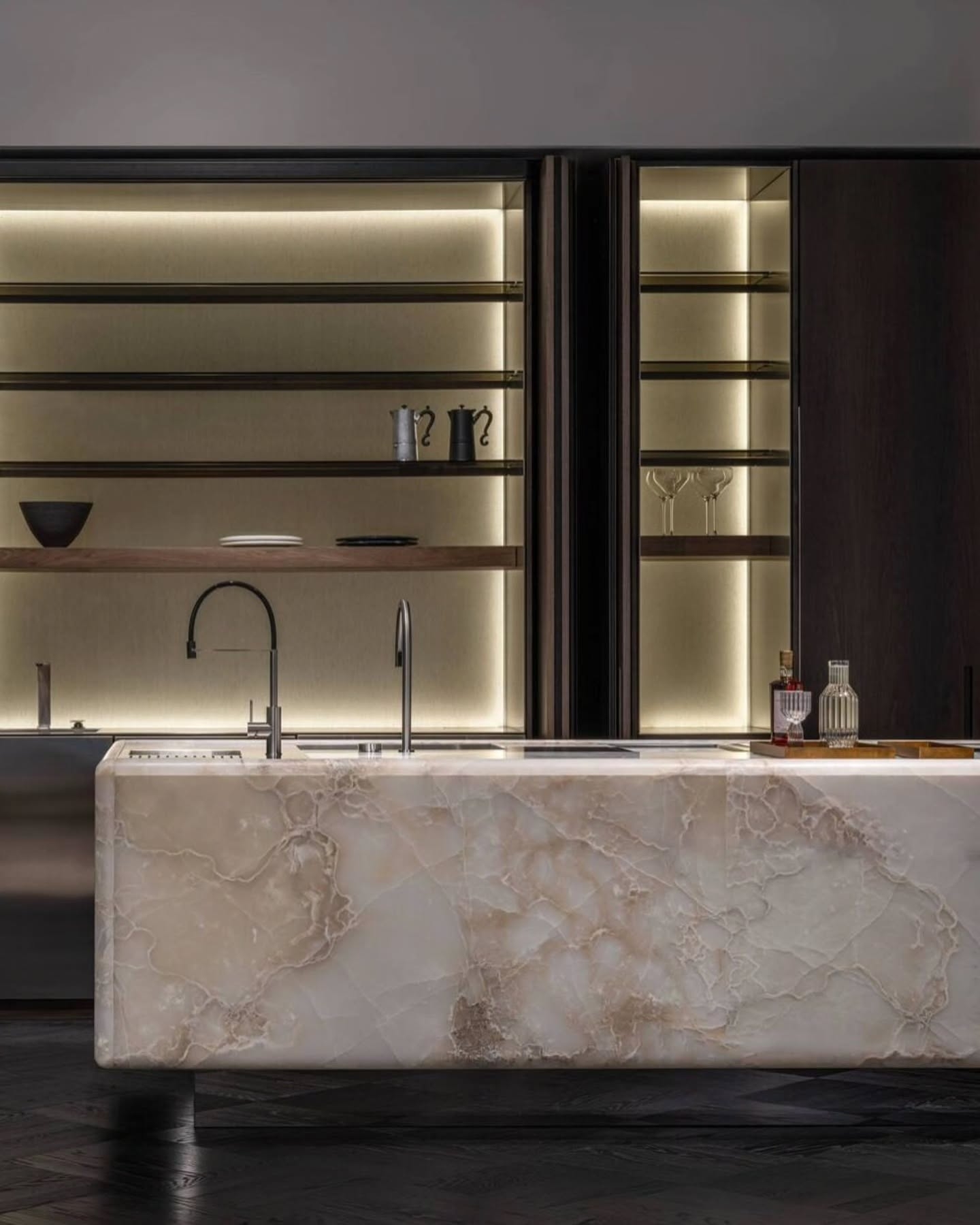 Luxurious-kitchen-design