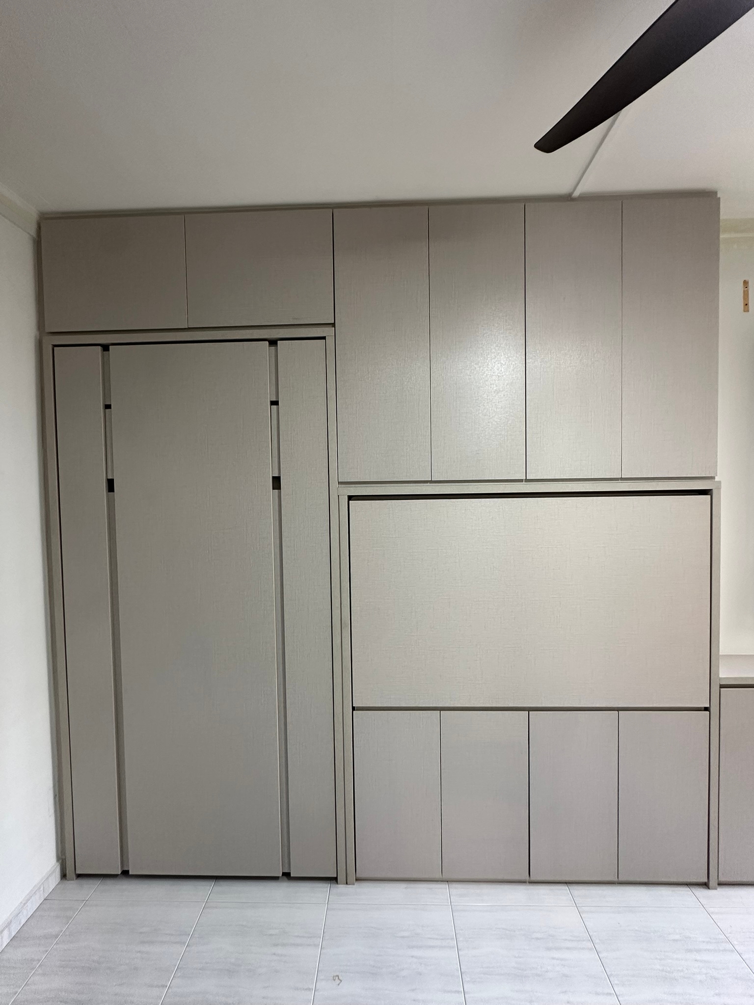 Modern Contemporary HDB with Smart Space-Saving Design