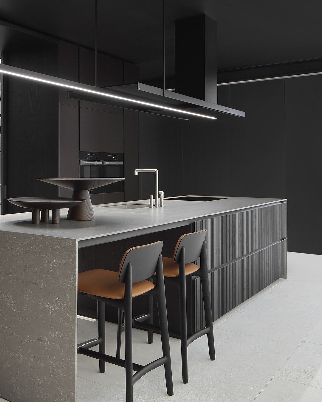 Ultra modern, minimalist luxury kitchen design