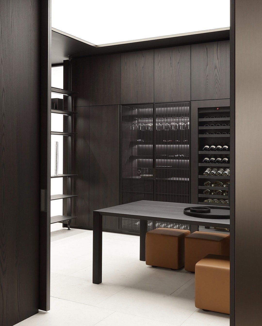 Ultra modern, minimalist luxury kitchen design