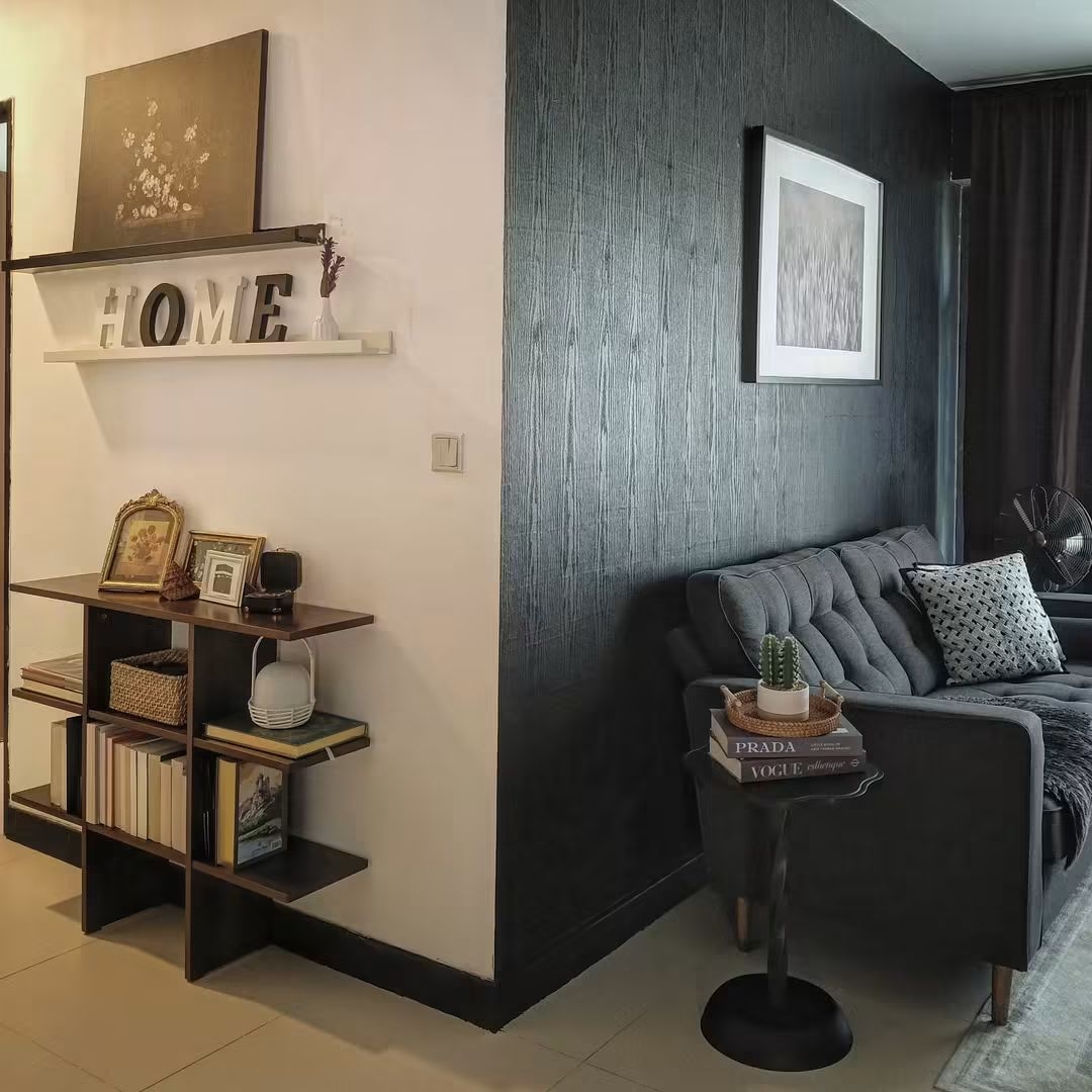 Simple hallway decor