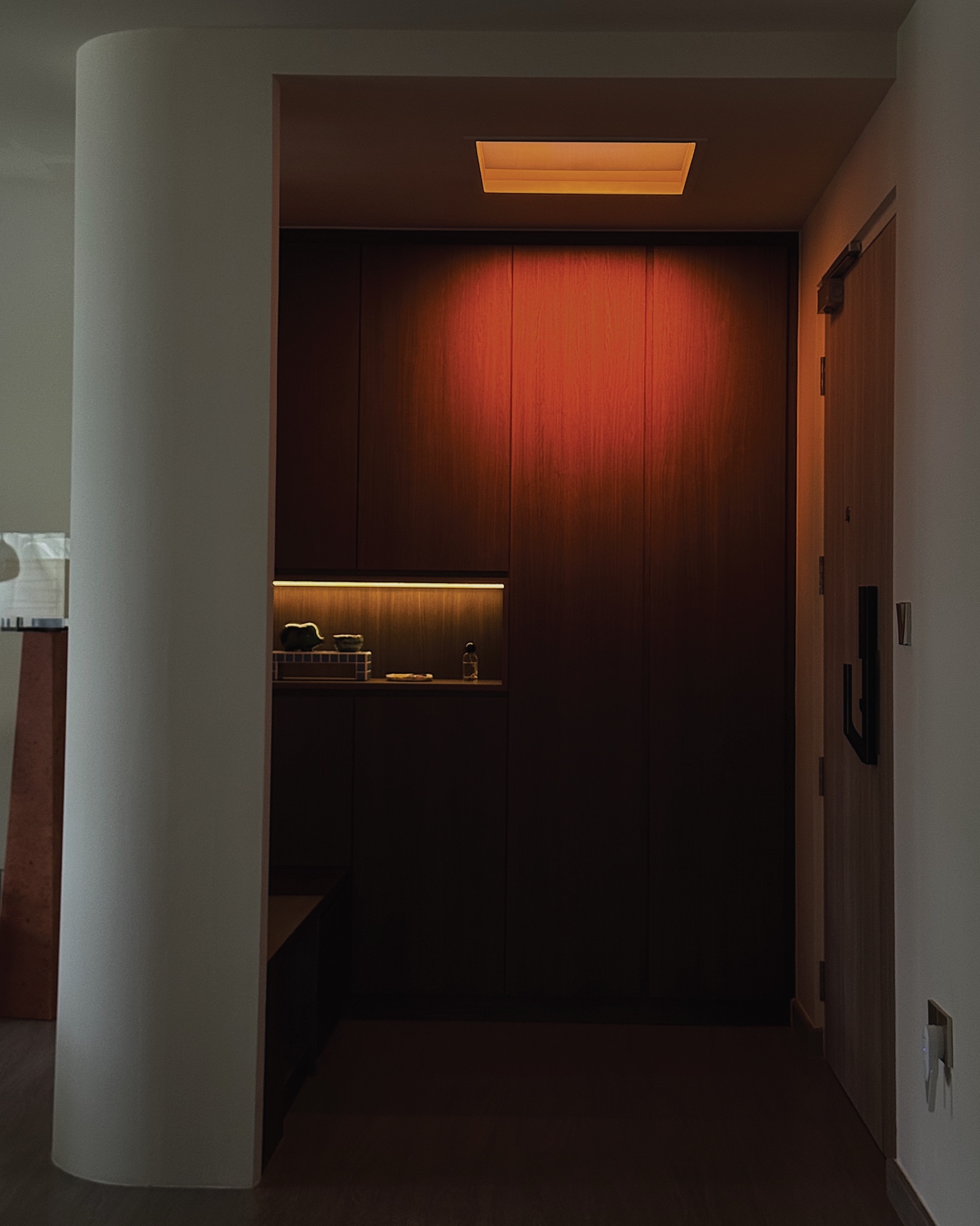 -Our-5-room-BTO-entrance,-setting-the-mood-🌤️☁️😌-@thebloophaus