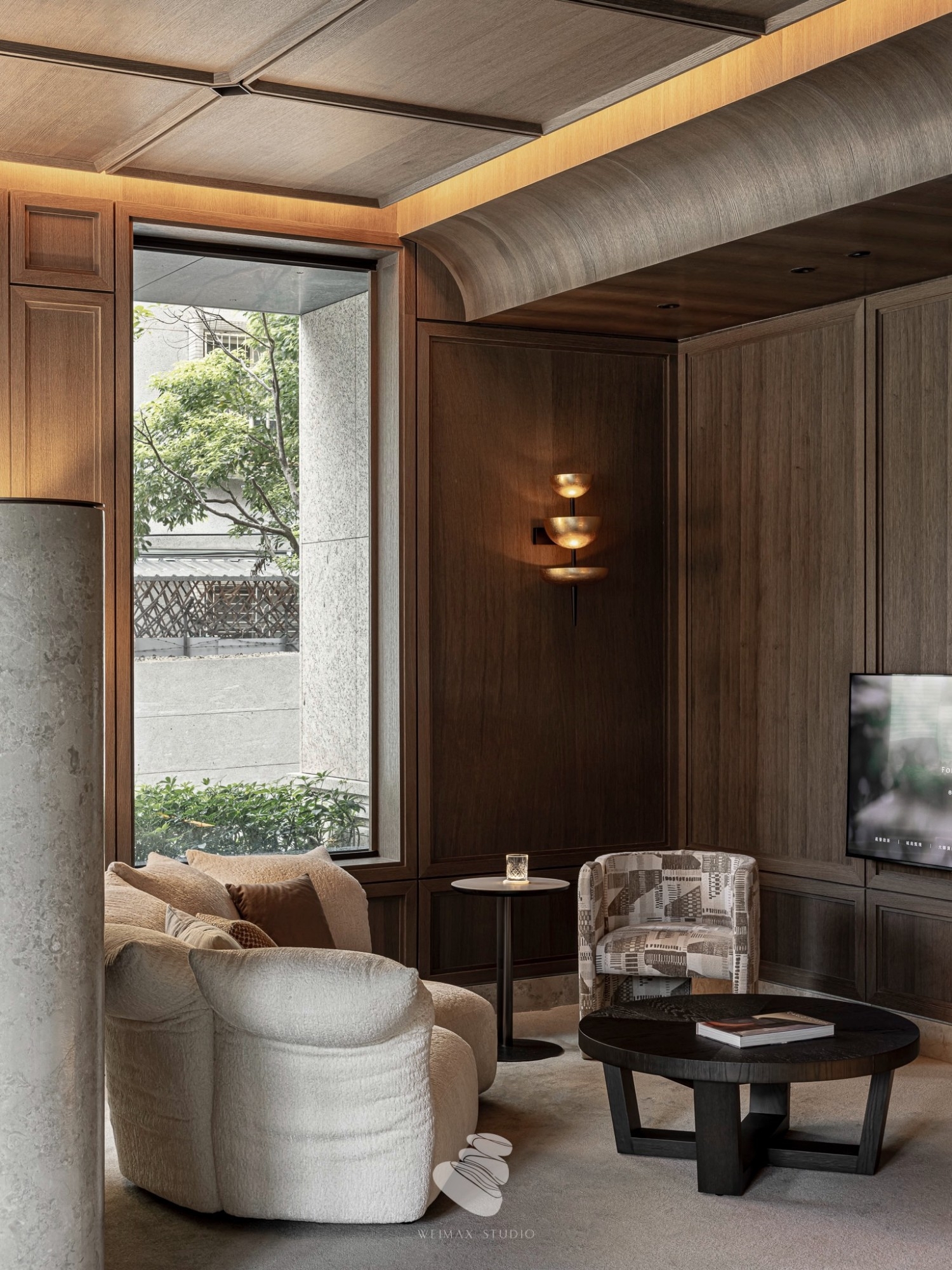 Luxurious home bar design