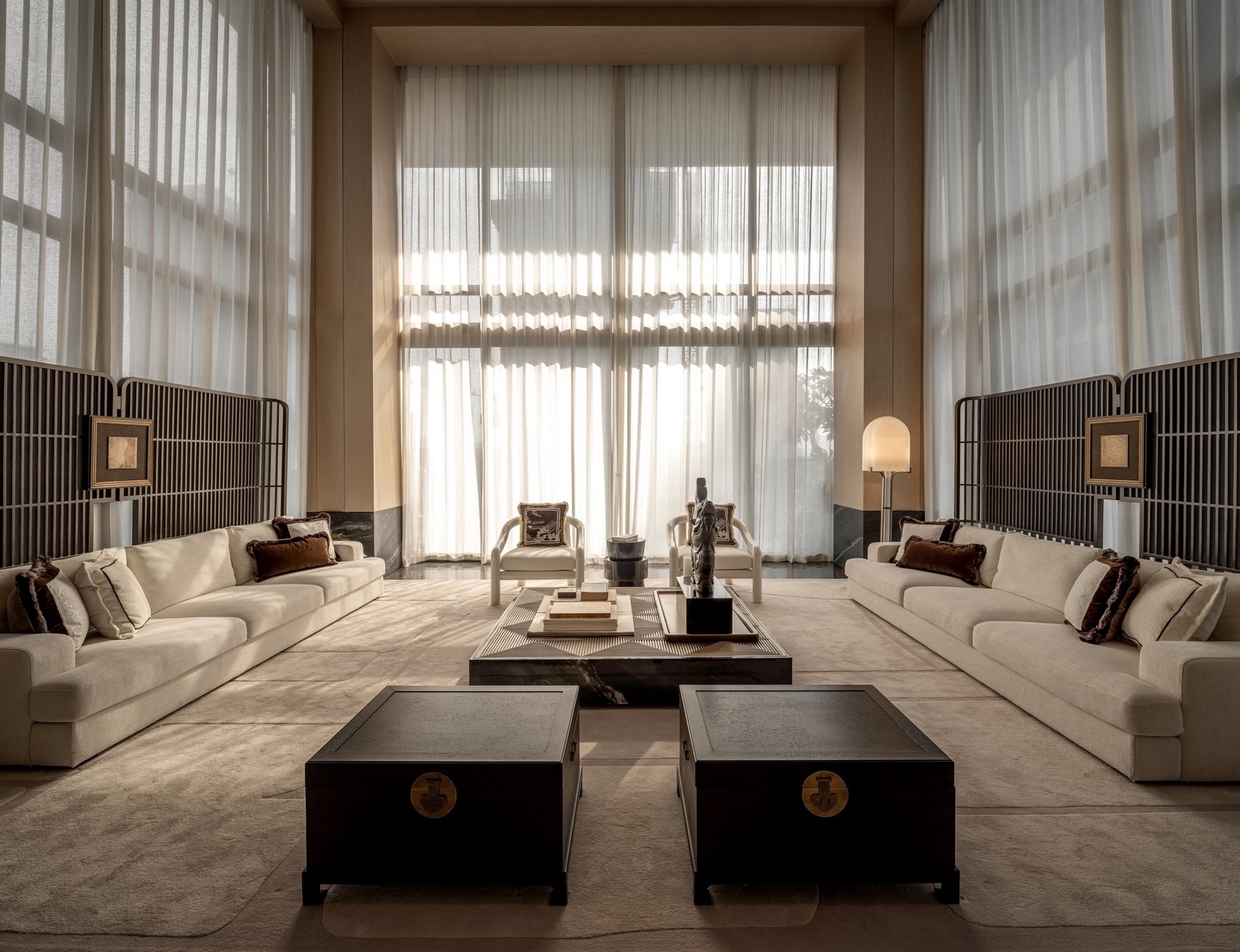 Ultra-luxury-home-interior-featuring-a-high-ceiling.