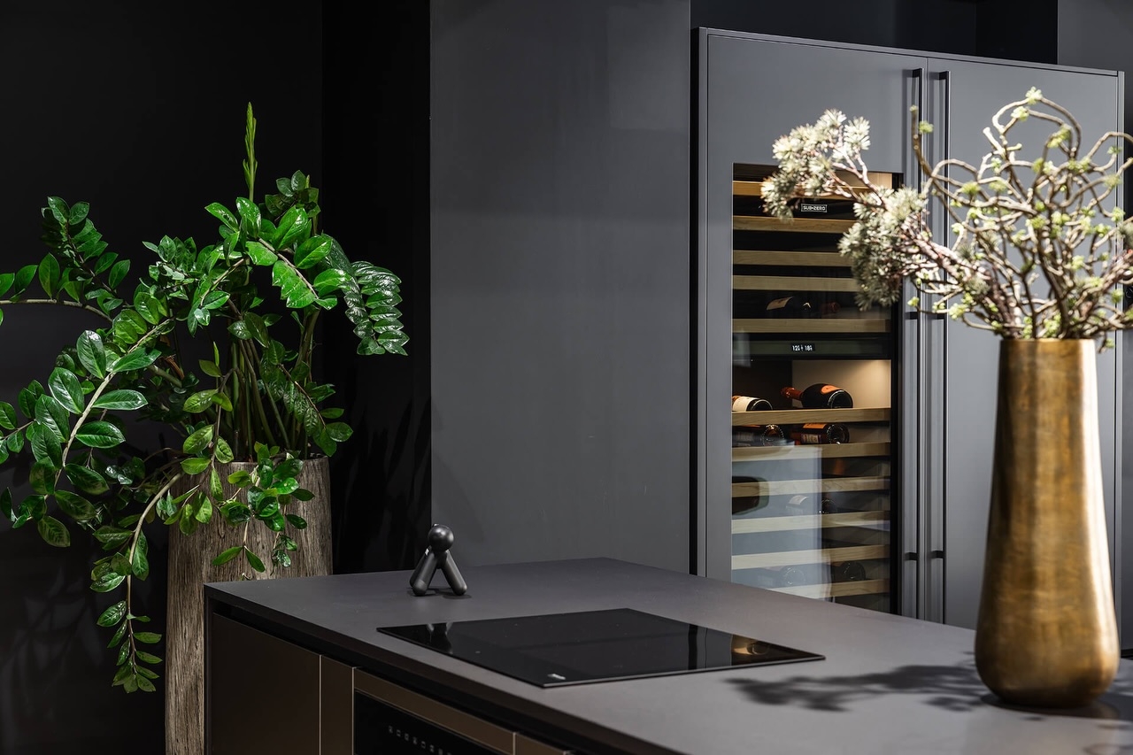 Stylish-and-sleek-kitchen-design