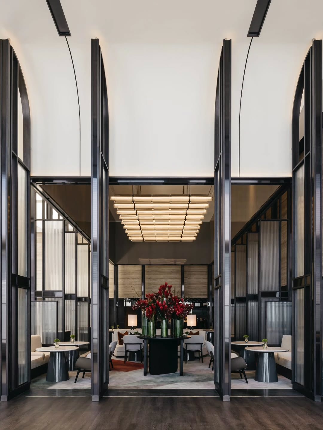Ultra-luxurious-and-modern-hotel-design