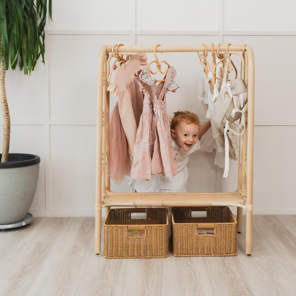 Belle Kids Montessori Clothing Rack - Natural | MOMIJI