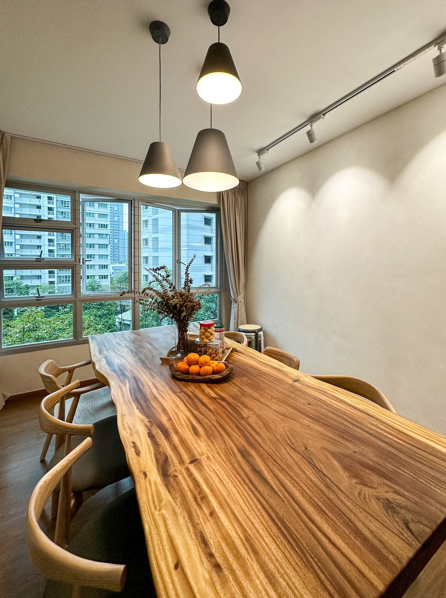 Suar Wood Slab Dining Table – The Table Guy (160cm)