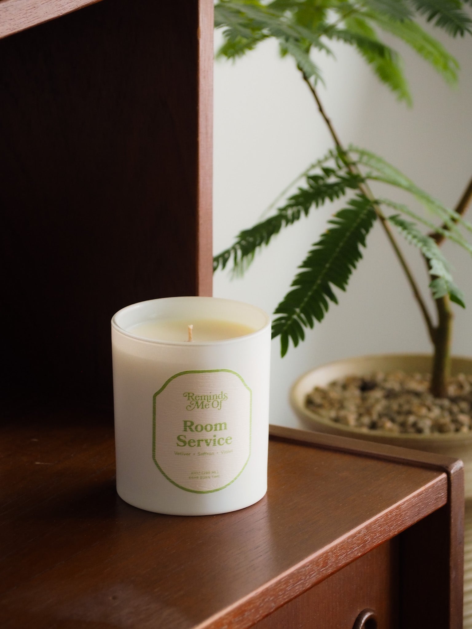 Reminds Me Of - Room Service Candle