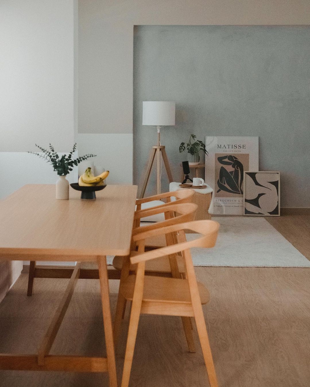 Minimalist-Artful-Dining-Zone