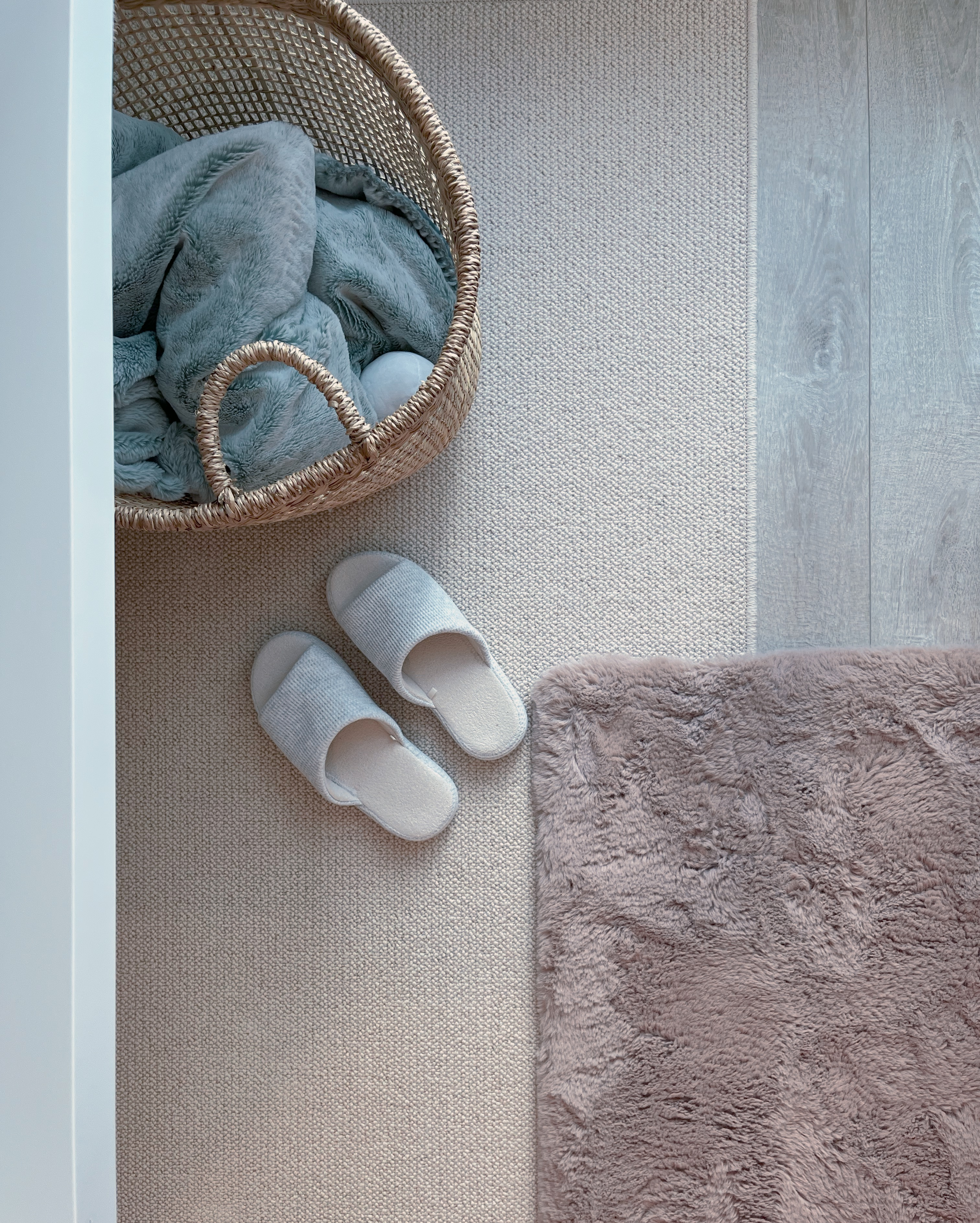 Living In A Cosy 3-room Flat with Minimal Housekeeping