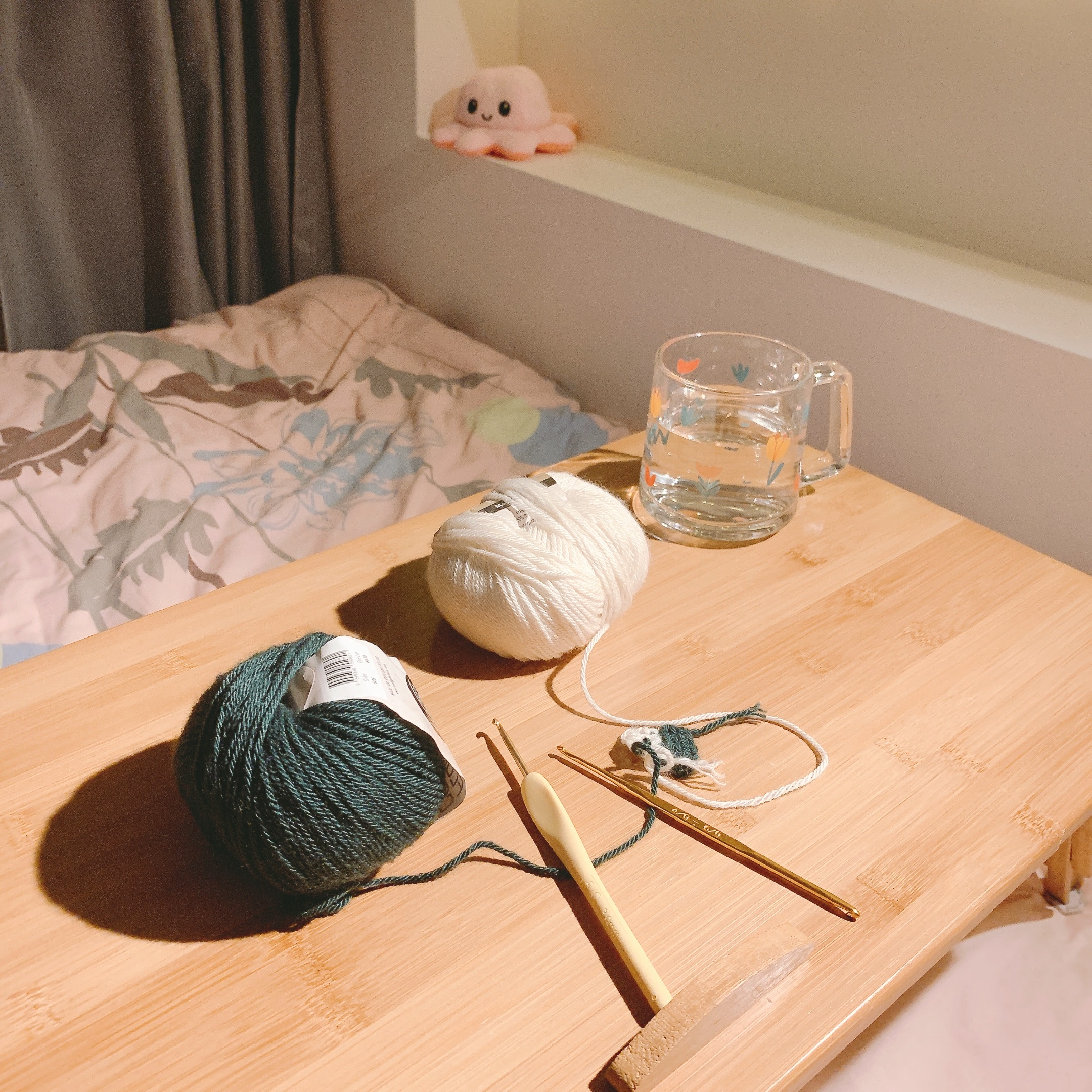K-pop, Anime, Harry Potter - The Room that Has It All - Soft, cozy bedroom, cozy atmosphere, knitting table, knitting