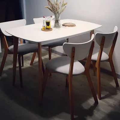 Customer home photo 12: Fuss-free Minimalist dining space for our small family